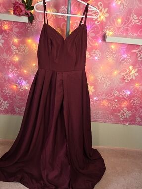 Source Unknown Burgundy Spaghetti-Strap Prom Gown